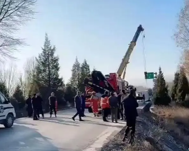 山西網紅夫妻車上直播時雙雙遇難