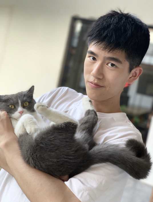 張巨明