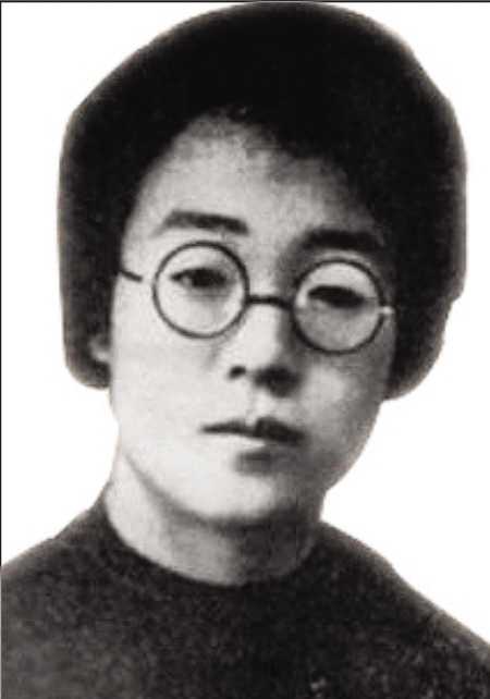石評(píng)梅 石評(píng)梅