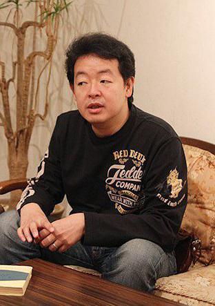長濱博史