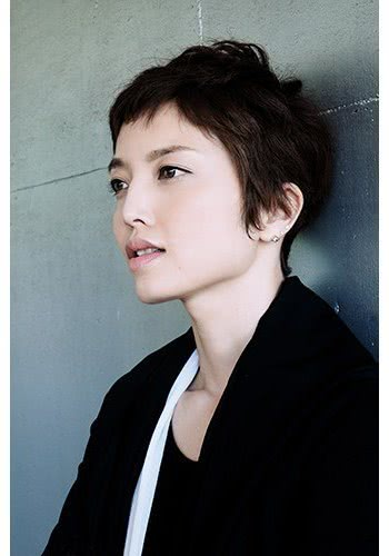 井內(nèi)舞子