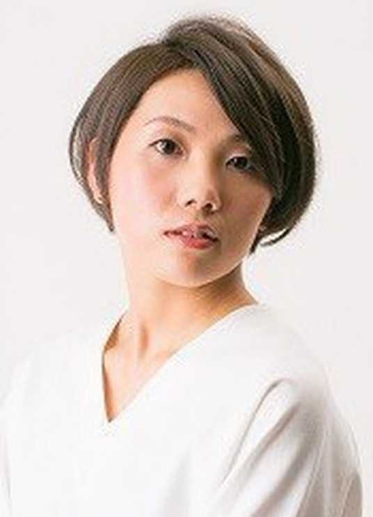 東內(nèi)真理子