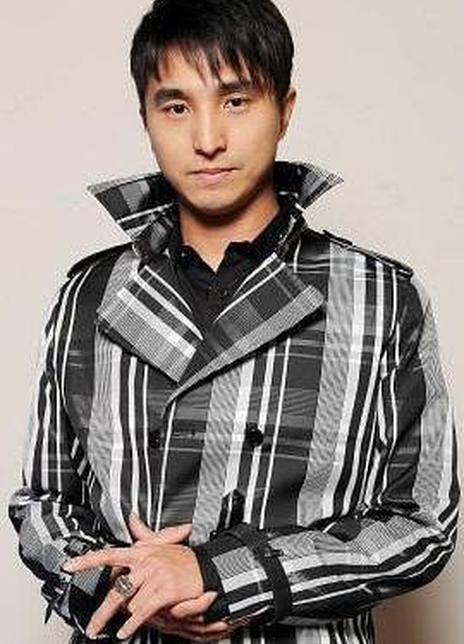 王少偉 王少偉
