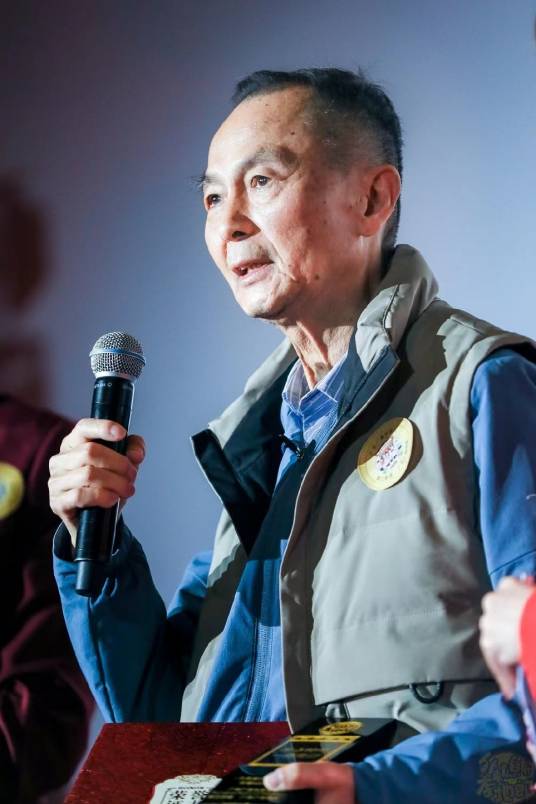 陸曉光 陸曉光