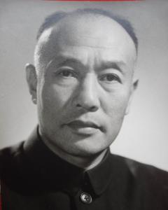 崔嵬 崔嵬