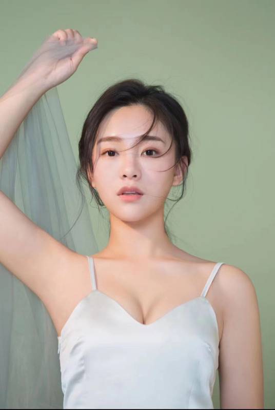 孟久淇 孟久淇