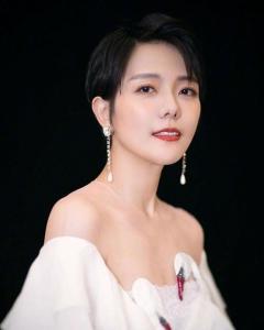 楊樂樂 楊樂樂