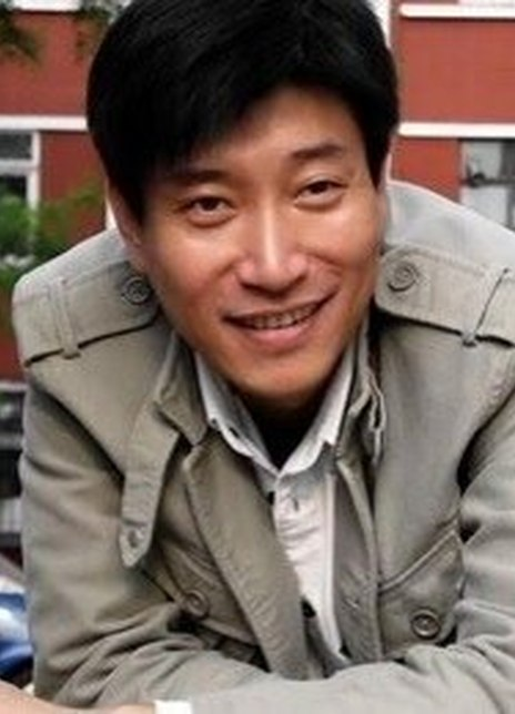 張鷹