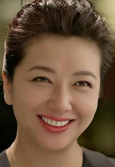 江珊 江珊