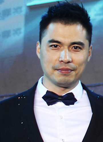 白銘健