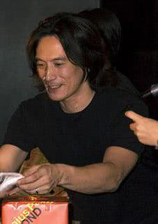 山口宏