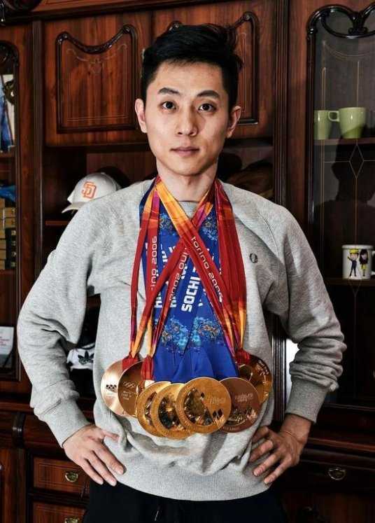 維克多·安