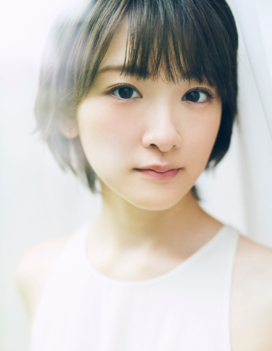 生駒里奈 生駒里奈