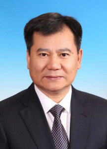 張近東 張近東